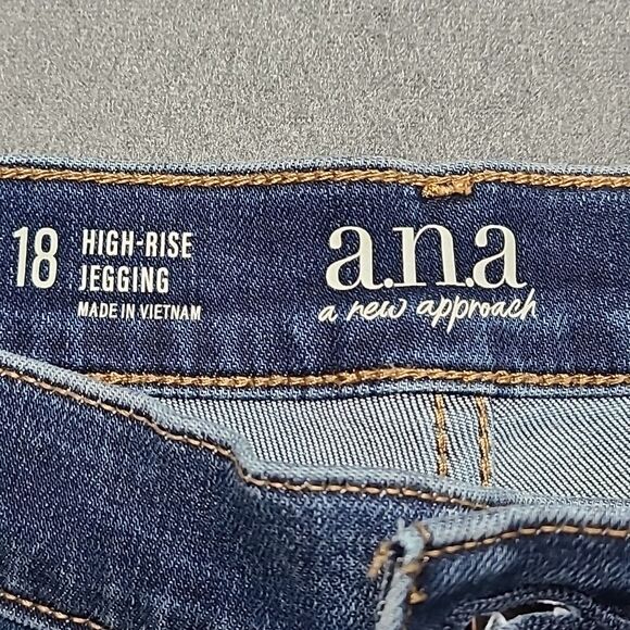 Ana Womens Jeans 18 High Rise Jegging Stretch Distressed Denim - Picture 4 of 9